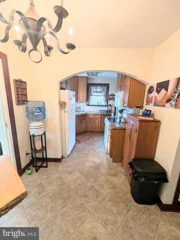 322 N 6TH ST, Columbia, PA 17512