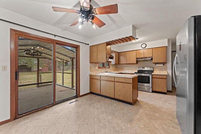 N4755 County Road HH, Mauston, WI 53948