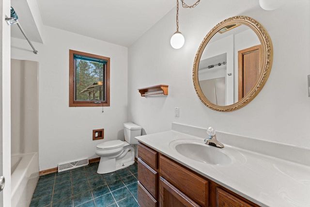 N4755 County Road HH, Mauston, WI 53948