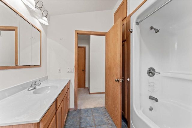 N4755 County Road HH, Mauston, WI 53948