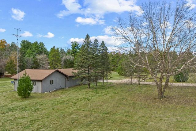 N4755 County Road HH, Mauston, WI 53948
