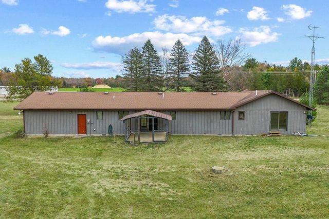 N4755 County Road HH, Mauston, WI 53948