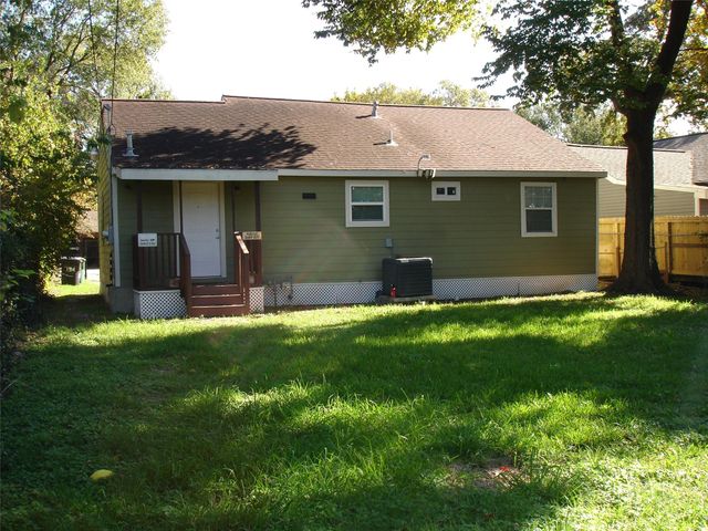 1134 Hahlo Street, Houston, TX 77020
