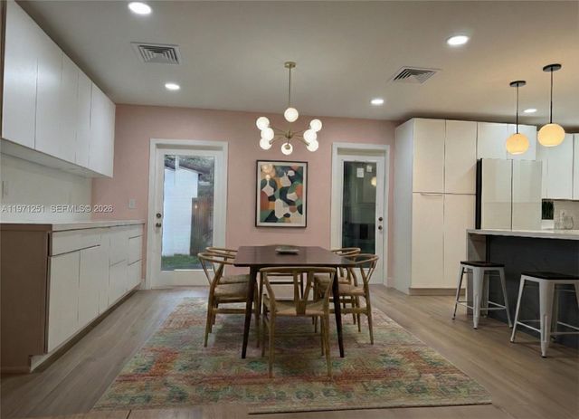 1701 SW 13th Ct, Fort Lauderdale, FL 33312