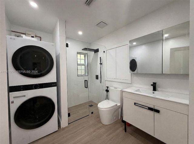 1701 SW 13th Ct, Fort Lauderdale, FL 33312