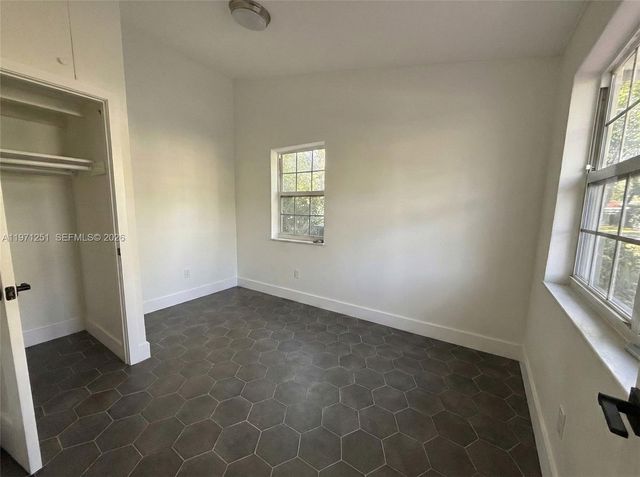 1701 SW 13th Ct, Fort Lauderdale, FL 33312