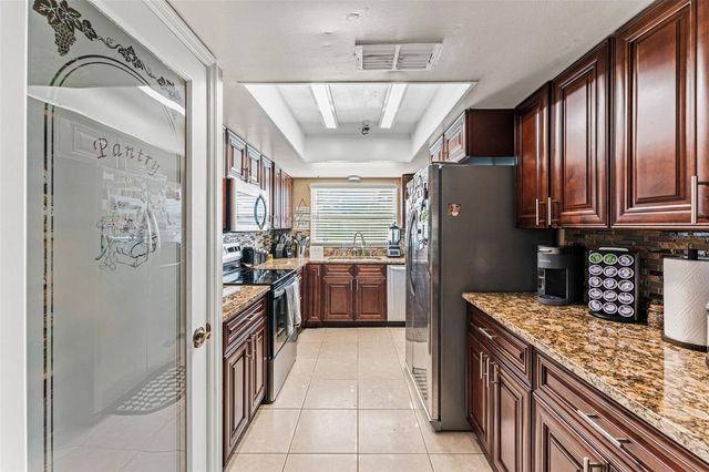 12542 IDAHO WOODS LANE, Orlando, FL 32824