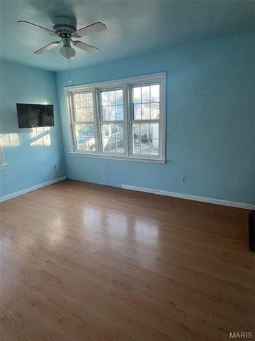 1210 Ruth Drive, Kirkwood, MO 63122