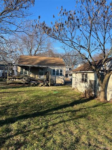 1210 Ruth Drive, Kirkwood, MO 63122