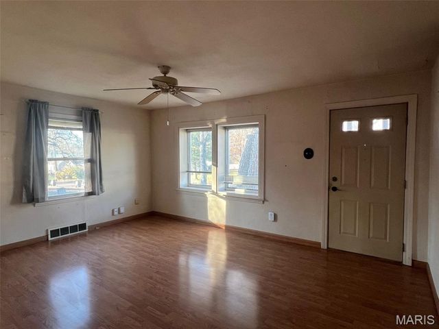 1210 Ruth Drive, Kirkwood, MO 63122