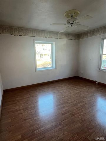 1210 Ruth Drive, Kirkwood, MO 63122