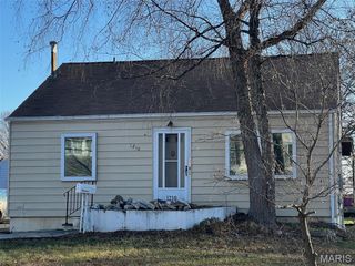 1210 Ruth Drive, Kirkwood, MO 63122