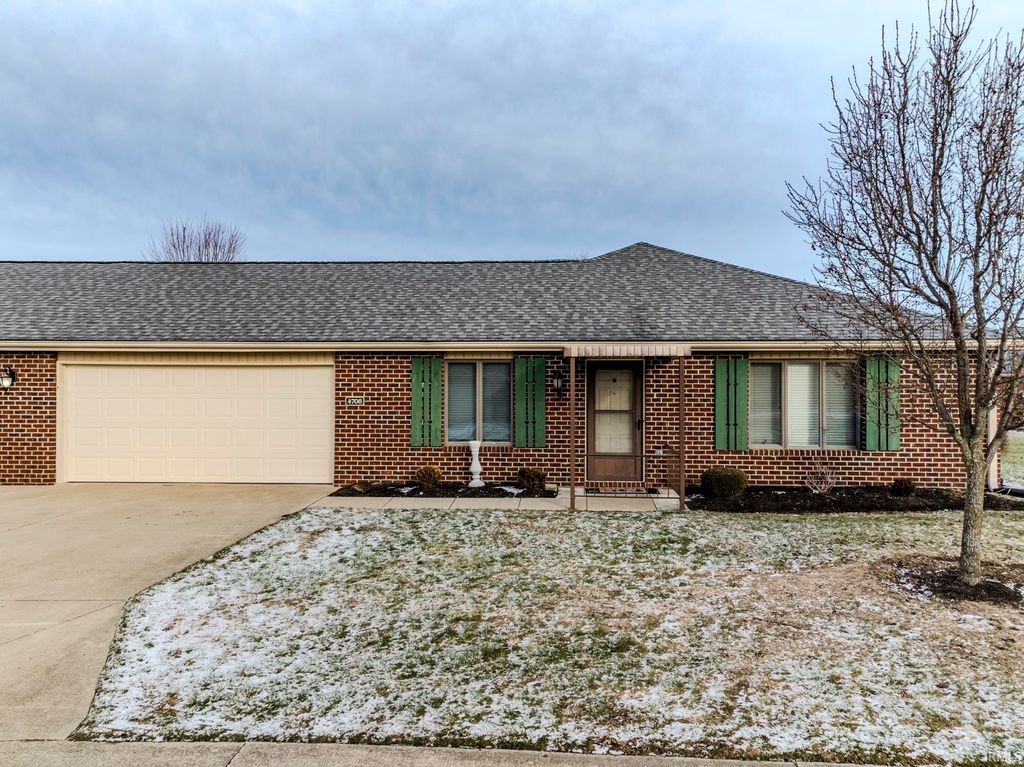 4708 E Heritage Circle, Muncie, IN 47303