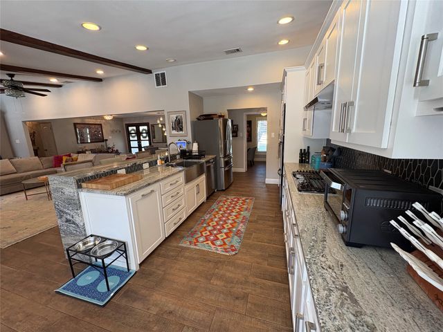 3796 Vinecrest Drive, Dallas, TX 75229