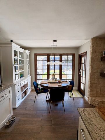 3796 Vinecrest Drive, Dallas, TX 75229