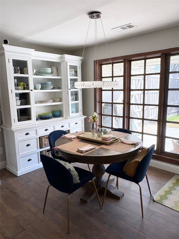 3796 Vinecrest Drive, Dallas, TX 75229