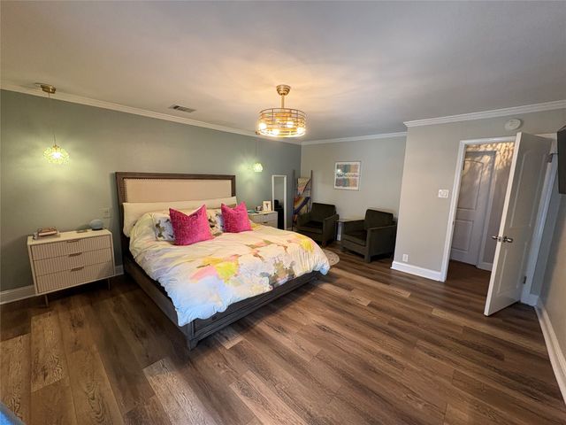 3796 Vinecrest Drive, Dallas, TX 75229