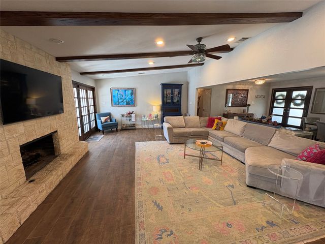 3796 Vinecrest Drive, Dallas, TX 75229