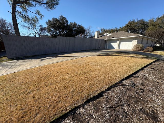 3796 Vinecrest Drive, Dallas, TX 75229