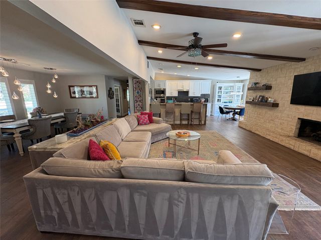 3796 Vinecrest Drive, Dallas, TX 75229