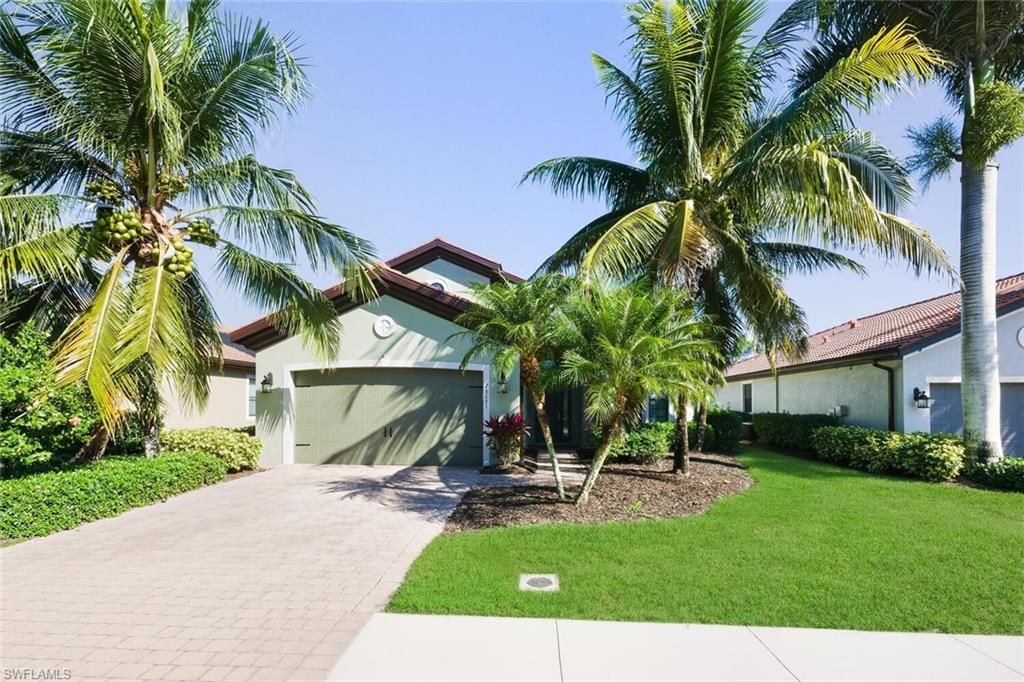 26151 SAINT MICHAEL LN, Bonita Springs, FL 34135