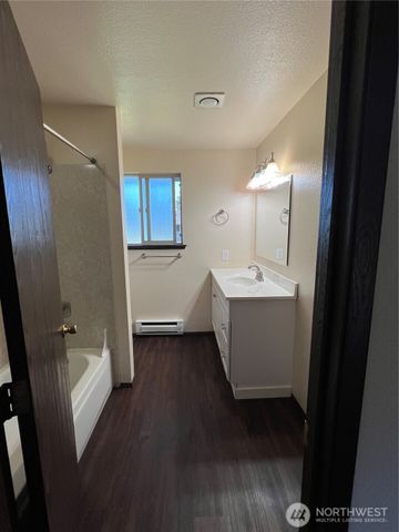 1521 -1523 151st Street Ct S, Spanaway, WA 98387
