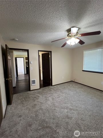 1521 -1523 151st Street Ct S, Spanaway, WA 98387
