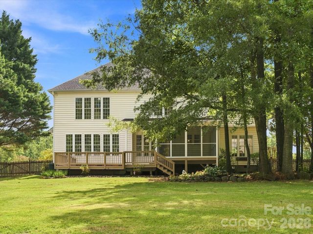 1012 Easthampton Lane, Waxhaw, NC 28173