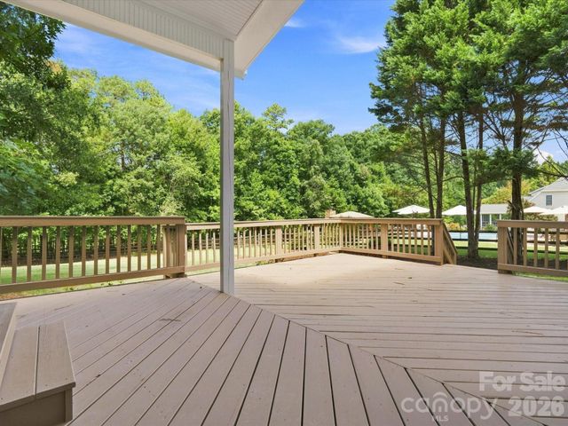 1012 Easthampton Lane, Waxhaw, NC 28173