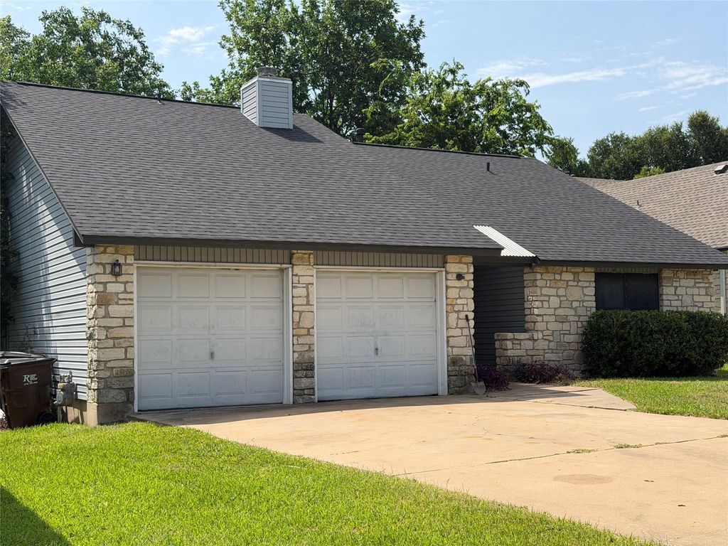 1503 Windsong TRL, Round Rock, TX 78664