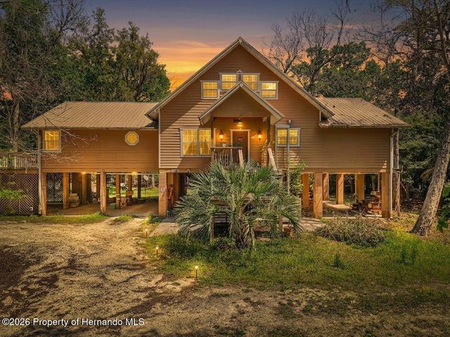 124 NE 824th Street, Old Town, FL 32680