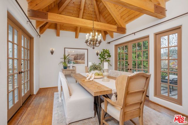 2917 N Poinsettia Avenue, Manhattan Beach, CA 90266