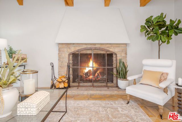 2917 N Poinsettia Avenue, Manhattan Beach, CA 90266