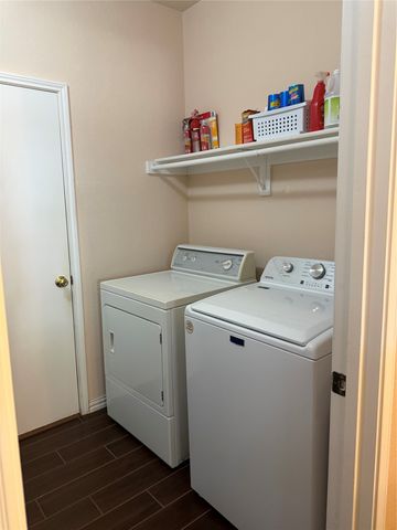 2233 Hickory Drive, Little Elm, TX 75068