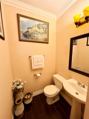 2233 Hickory Drive, Little Elm, TX 75068