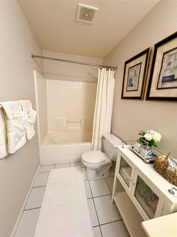 2233 Hickory Drive, Little Elm, TX 75068