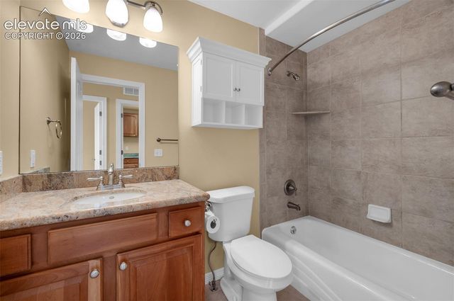233 E Fountain Boulevard 200, Colorado Springs, CO 80903