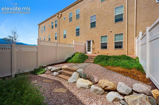 233 E Fountain Boulevard 200, Colorado Springs, CO 80903