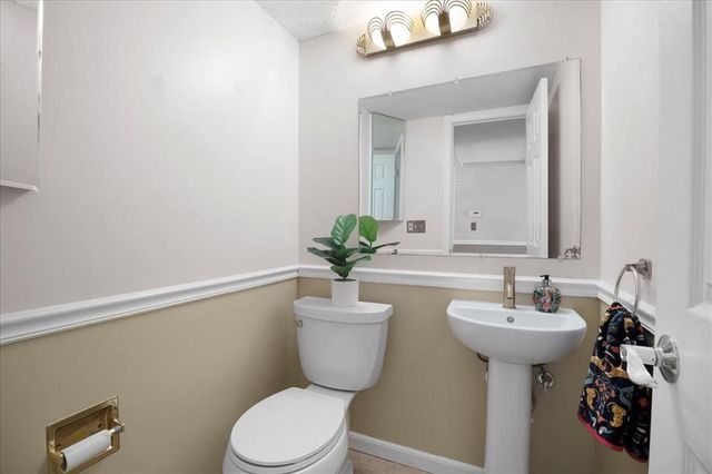 11846 Sologne Court, Maryland Heights, MO 63043
