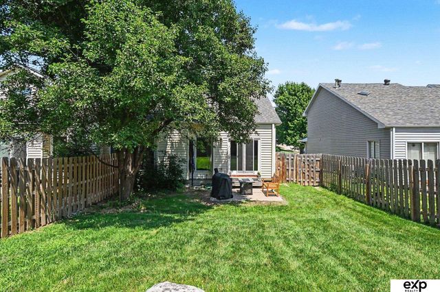 7036 S 154 Street, Omaha, NE 68138
