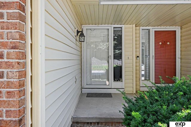 7036 S 154 Street, Omaha, NE 68138