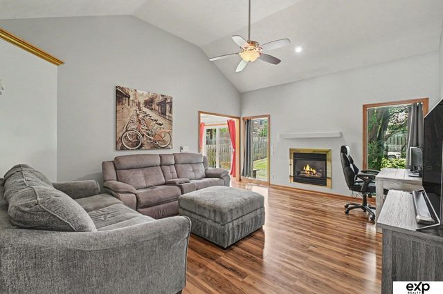 7036 S 154 Street, Omaha, NE 68138
