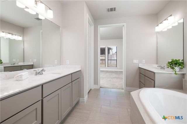 636 Vireos Street, New Braunfels, TX 78132