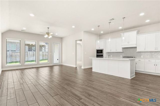 636 Vireos Street, New Braunfels, TX 78132