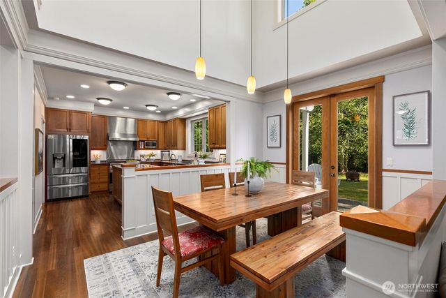 4810 Rose Avenue NE, Bainbridge Island, WA 98110