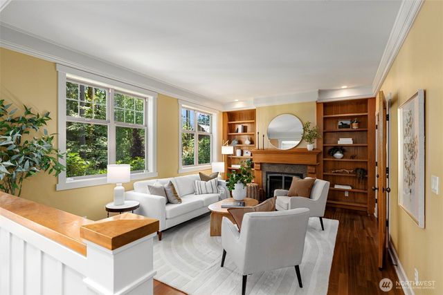4810 Rose Avenue NE, Bainbridge Island, WA 98110