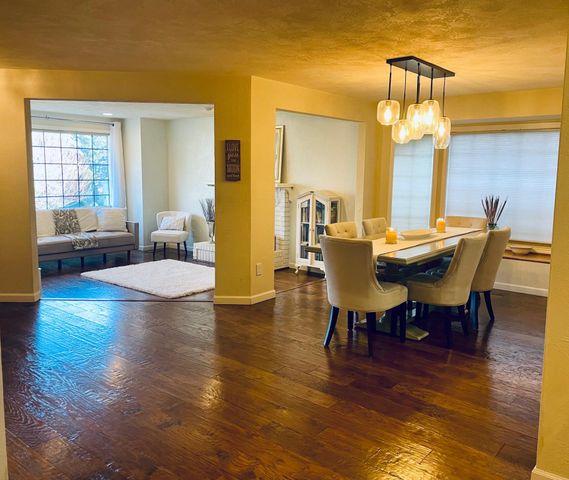 2446 Heritage Way, Medford, OR 97504