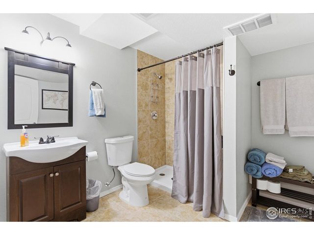 1804 101st Ave Ct, Greeley, CO 80634