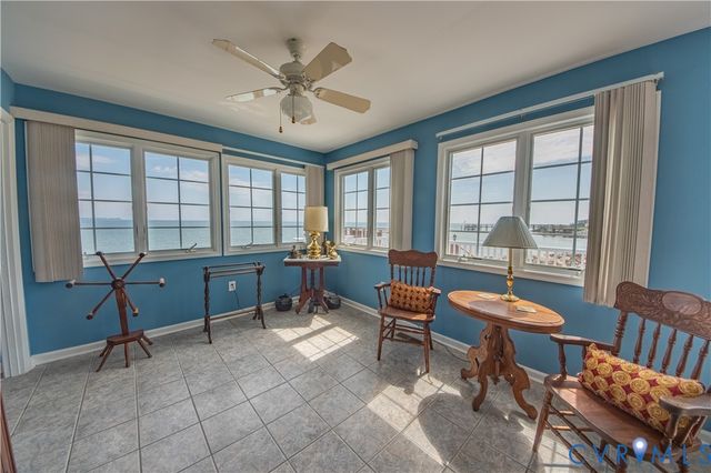 154 Riverside Dr, Deltaville, VA 23043