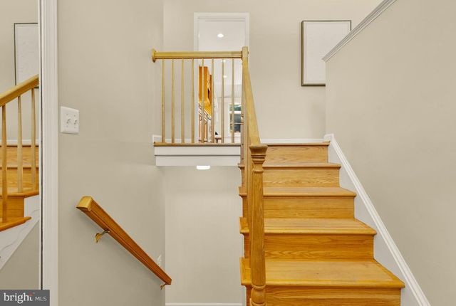 8407 GEORGIAN WAY, Annandale, VA 22003